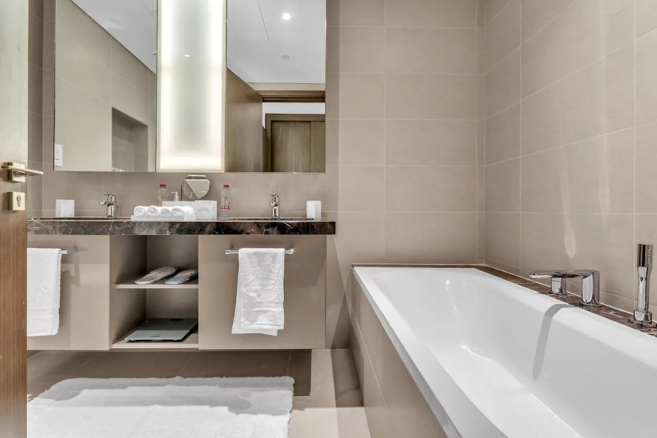Blvd Skyview Apartment Dubai