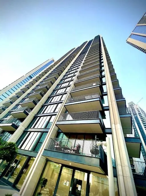 Blvd Skyview Apartment Dubai